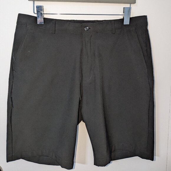 Black Greg Norman Golf Shorts – Size 36 - Picture 1 of 4